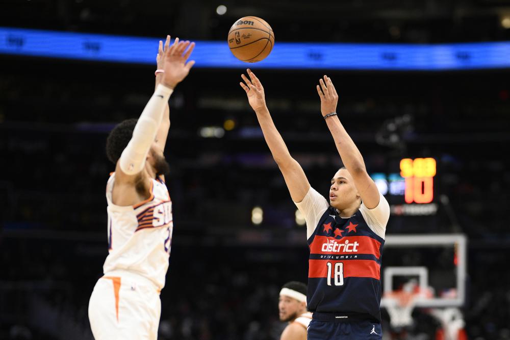 示了篮球运 示了篮球运