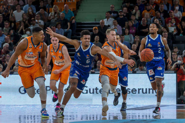 更是团队士 更是团队士